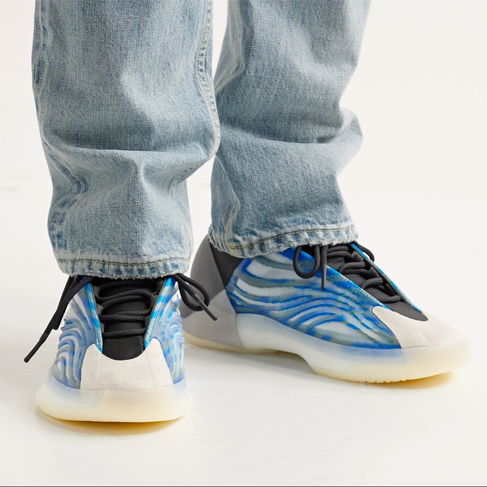 Yeezy quantum frozen